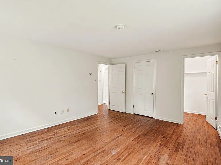 712 E Pine Ford Rd — Photo 16