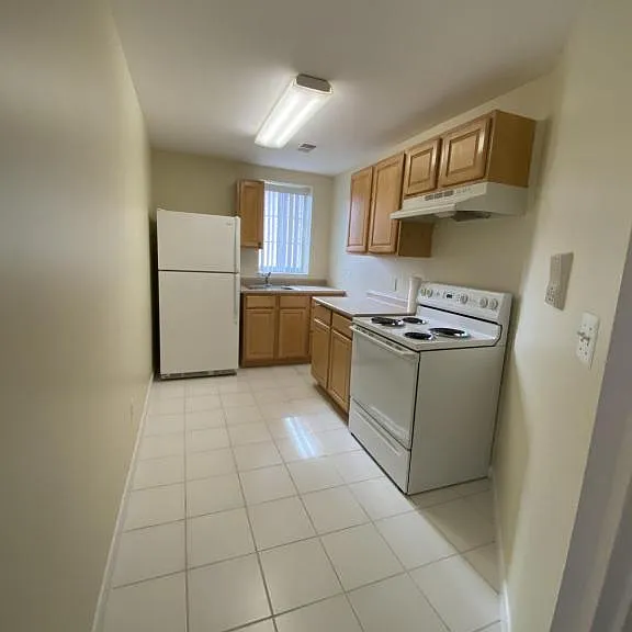 420 North St #14 — Photo 25