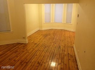 3823 N Whipple St, Chicago, IL 60618