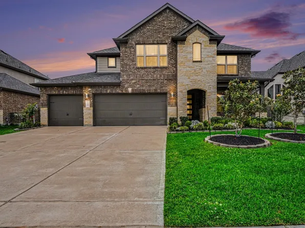 94 Dorado Dr, Friendswood, TX 77546