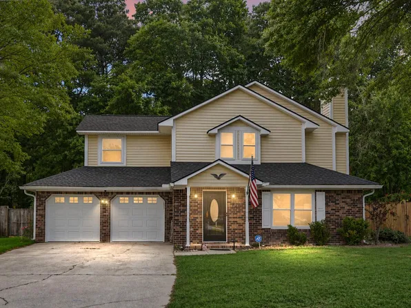 124 Knightsbridge Dr, Charleston, SC 29418