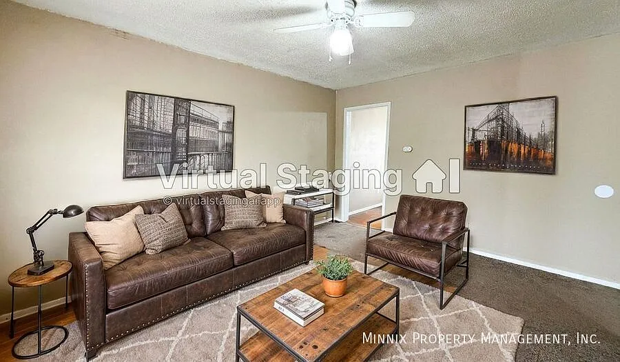 310 E Lynn St. — Photo 1