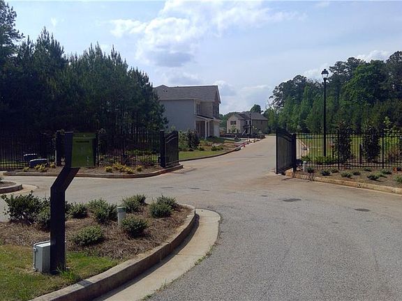 4th image of 326 Lara Ln