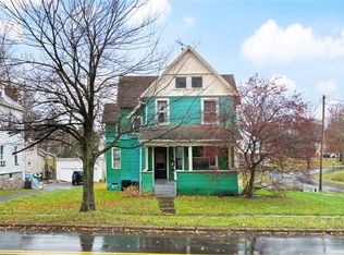6119 Lake Ave, Wolcott, NY 14590