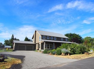 3195 Clemmons Dr, Hood River, OR 97031