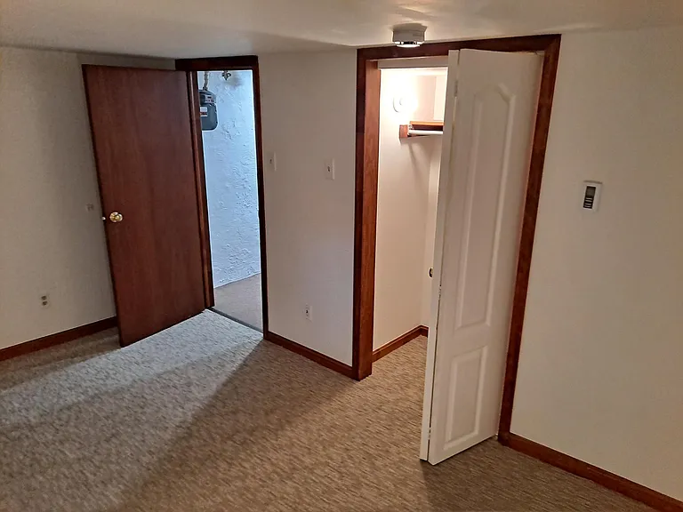 837 W Liberty St #1 — Photo 10