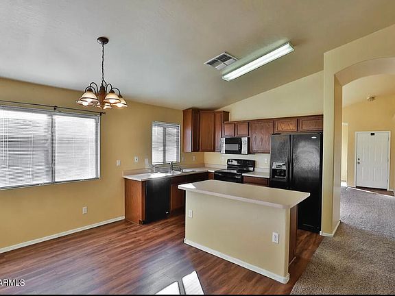 5th image of 15975 W Larkspur Dr