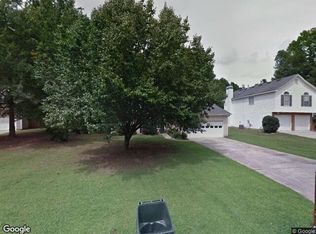 571 Fielding Ct, Fayetteville, GA