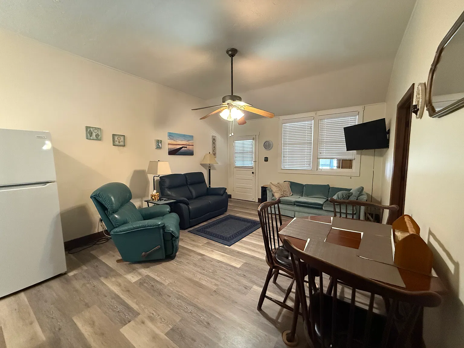 2 bed, 700 sqft, $2,000 — Photo 4