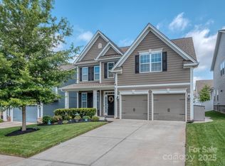 124 W Americana Dr, Mooresville, NC 28115