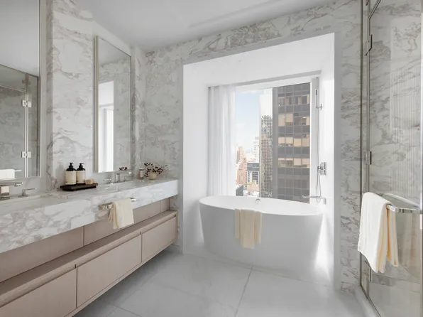 138 East 50th Street image 6 of 13