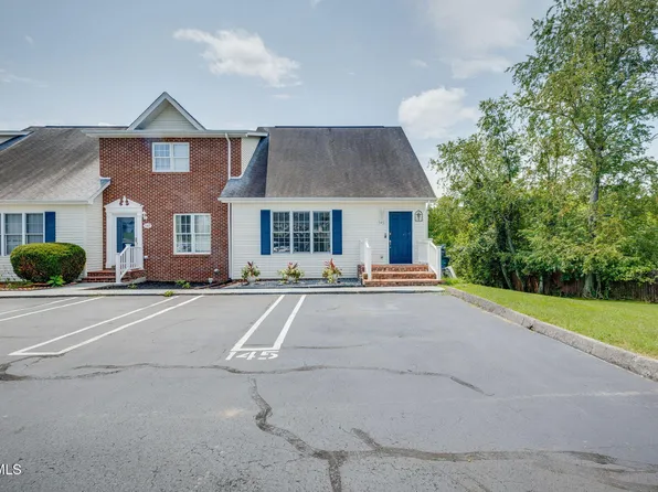 145 Rainbow Cir #5, Bristol, VA 24201