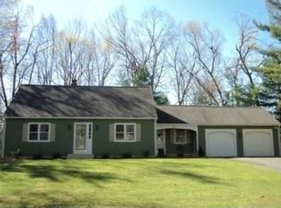 22 Stirling Dr, Wilbraham, MA 01095