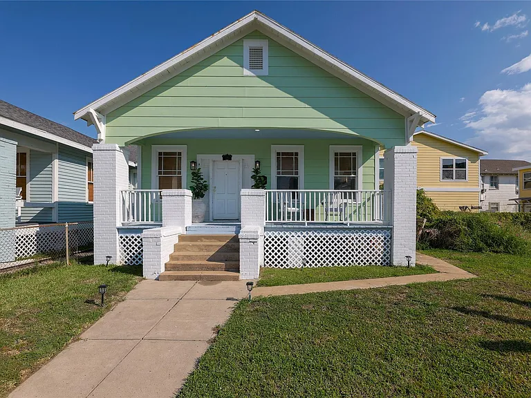 2912 Avenue R — Photo 34