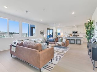 650 Meadowood St, Fallbrook, CA 92028