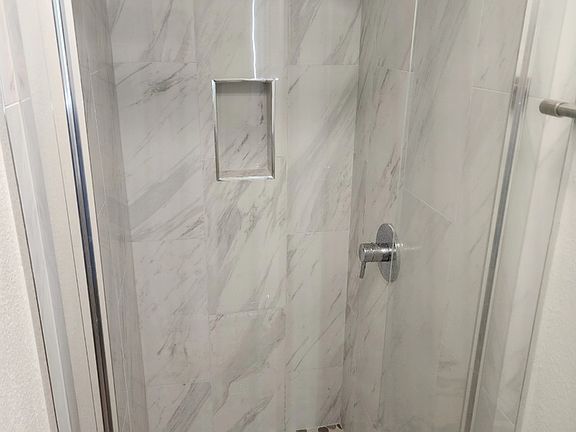 5th image of 7705 Debbie Dr Unit D