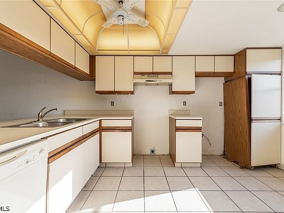 5th image of 3742 SW 8th Ct APT 108
