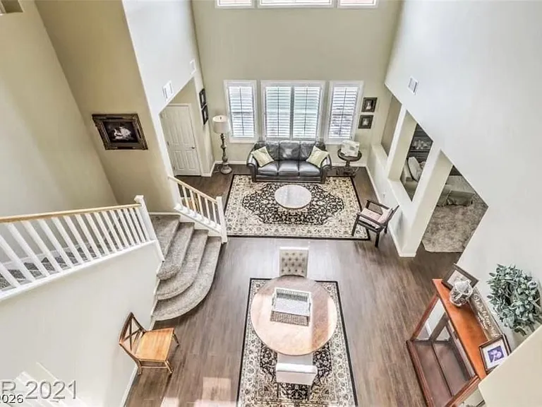 315 Carlisle Crossing St — Photo 8