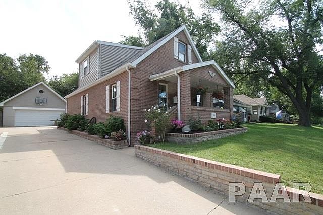 1st image of 3910 N Ashton Ave