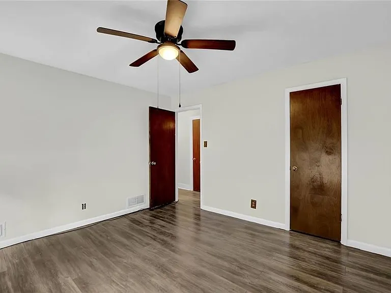 2683 Ashworth Cir — Photo 29