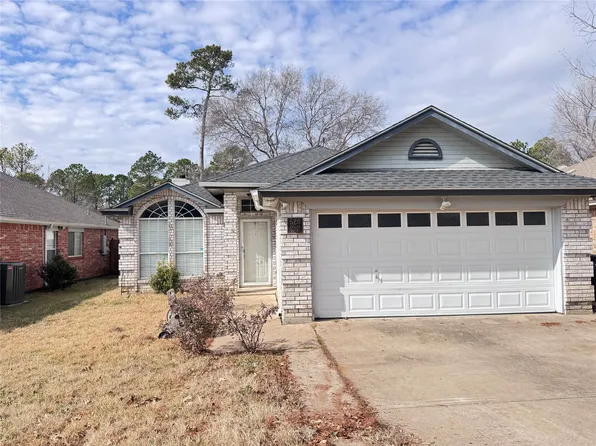 520 Kelley Ct, Fort Worth, TX 76120