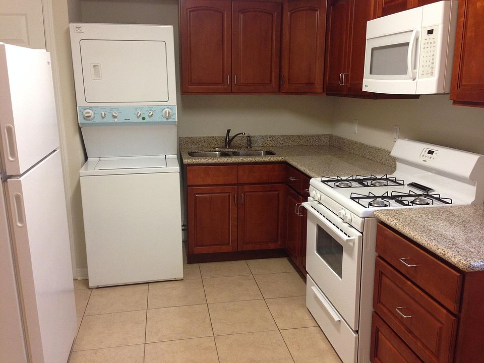 1st image of 618 Leontine St #A & D