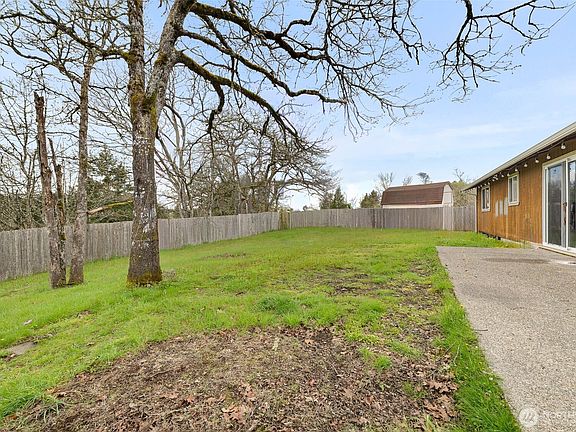 4th image of 9415 Pinedrop Drive SE