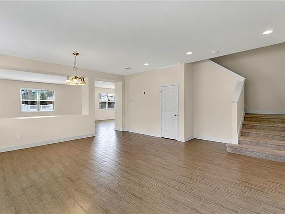 5th image of 8221 Pond Apple Dr