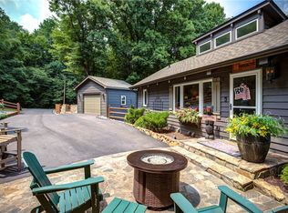 190 Meadow View Rd, Glade Valley, NC 28627