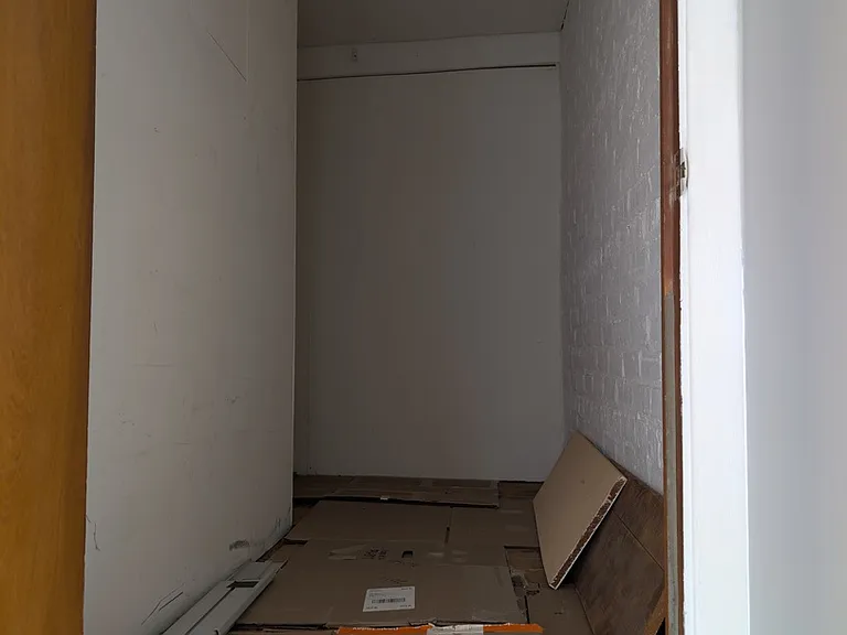 7041 W Addison St #2R — Photo 11
