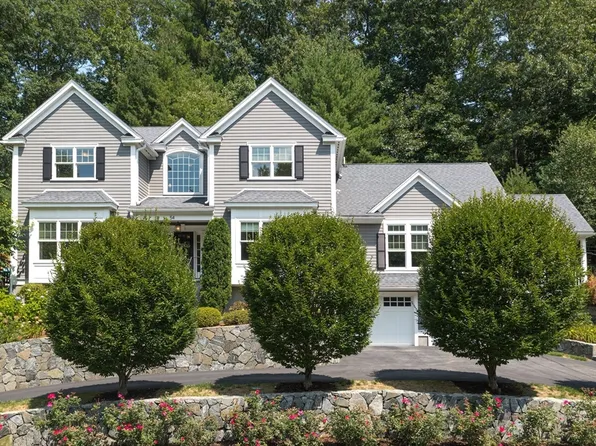 54 Squire Rd, Winchester, MA 01890