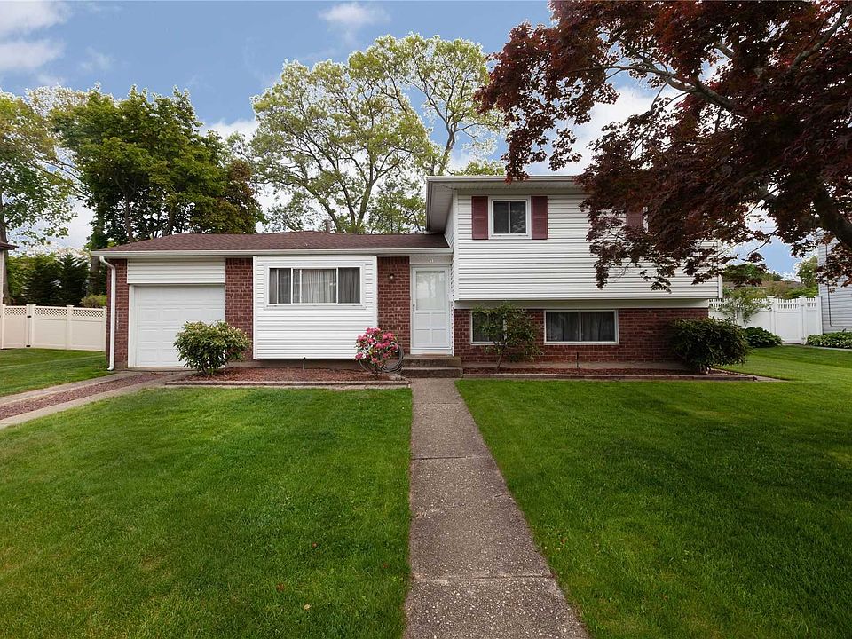 1st image of 50 Ellensue Dr
