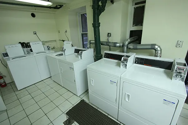 Rented by Compass | media 9