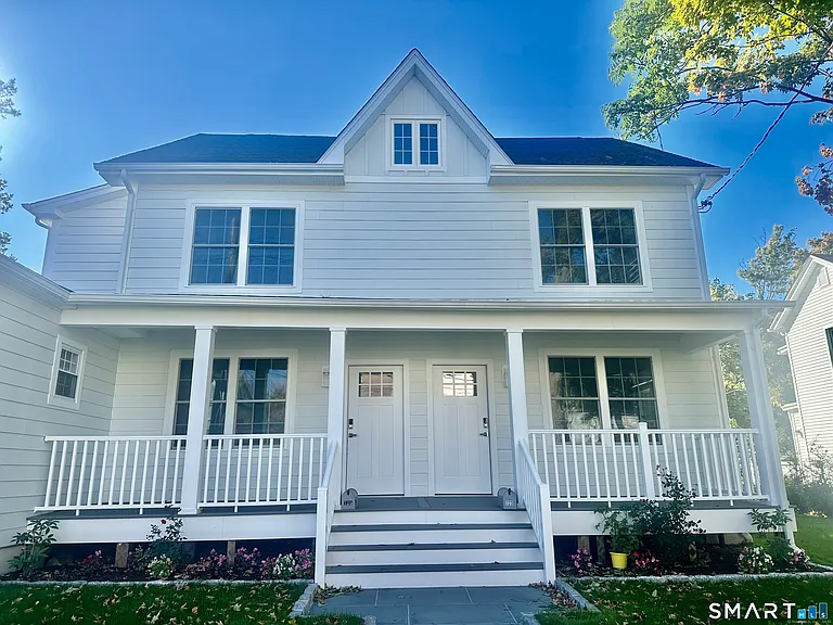 123 East Ave — Photo 1
