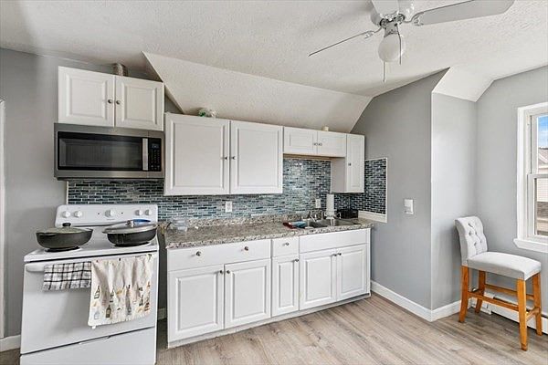 1st image of 18 Winthrop Ave APT 2