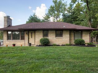 1368 Lovers Ln, Boonville, IN 47601