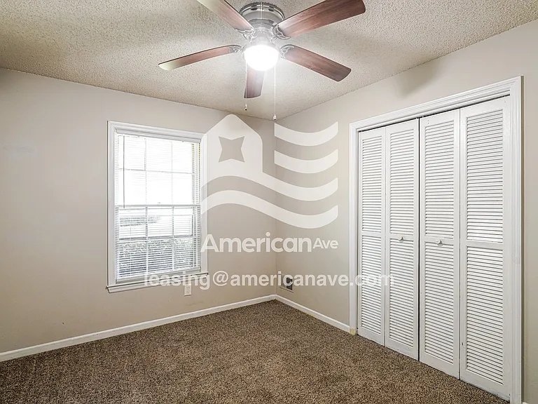 1597_008_bedroom_8.jpg