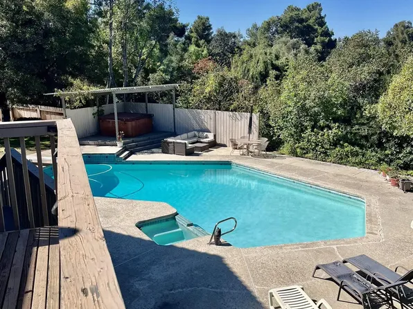 1530 Shadow Knolls Dr, El Cajon, CA 92020