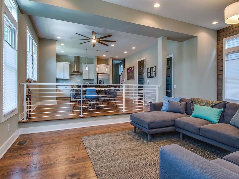 Living / Dining / Kitchen