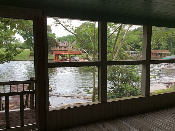5th image of 47 Longshore Dr