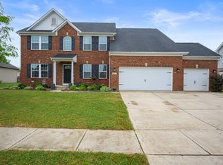 1131 Hampton Dr, Greenwood, IN 46143