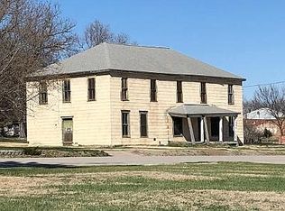 305 Kansas Ave, Lebanon, KS 66952