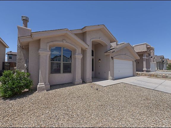 3rd image of 12588 Paseo Lindo Dr