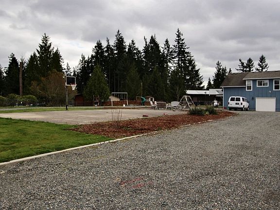 3rd image of 2102 205th Street Ct E