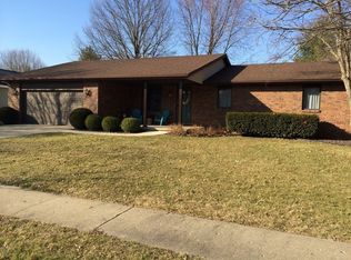 1113 Green Meadow Ln, Springfield, IL 62712