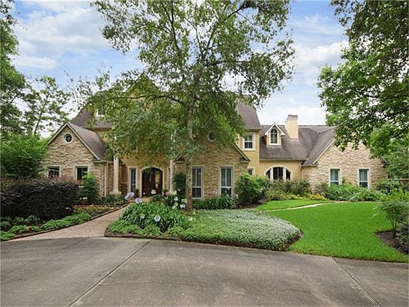 3rd image of 18 Watertree Ct