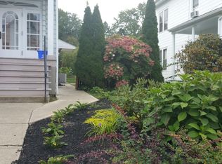 18 Locust Ave #B, Troy, NY 12180