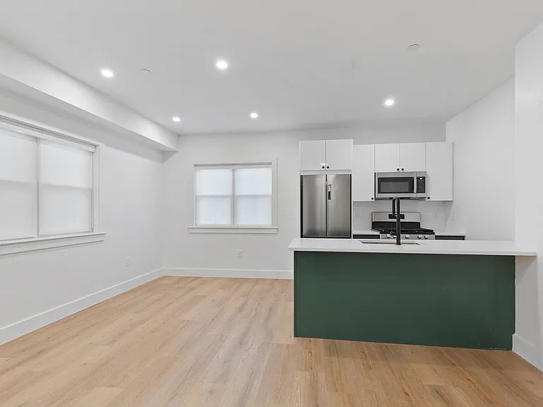 113 Ives Street — Photo 55