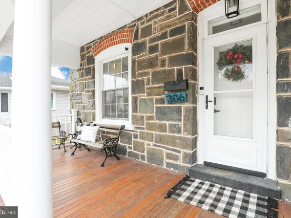 306 Erie Ave, Telford, PA 18969