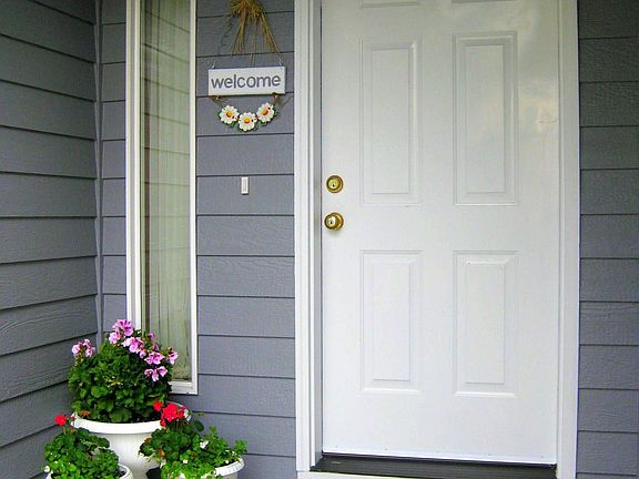 Inviting front entrance